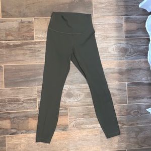 Lululemon Wunder Under 7/8 length